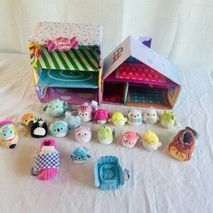 Big lot Squishmallow Ski Chalet and Sweet Shop/furniture/17 mini
Squishmallows